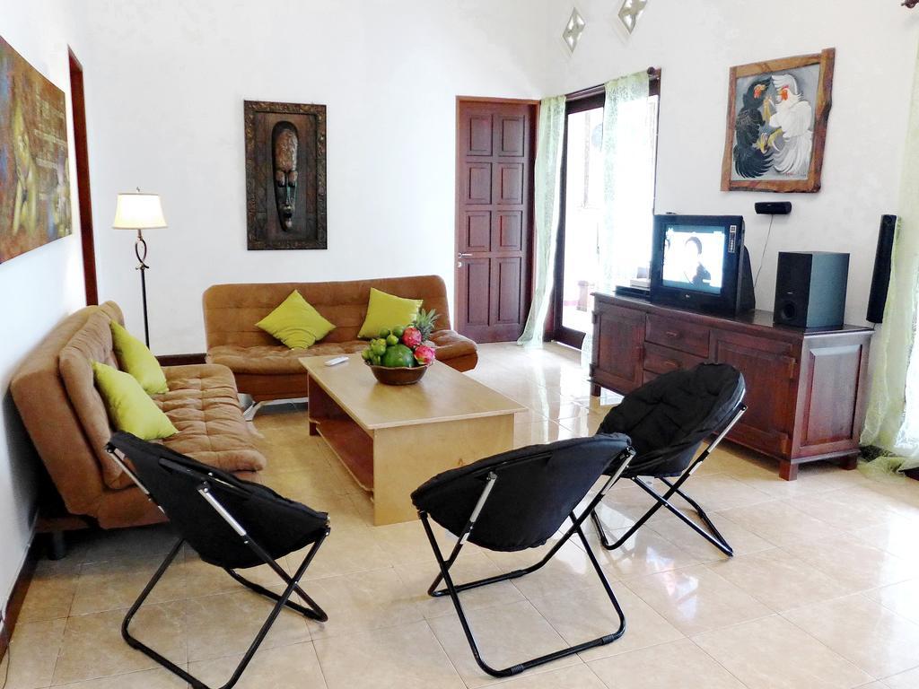 Villa Stella Garden Senggigi Exterior photo