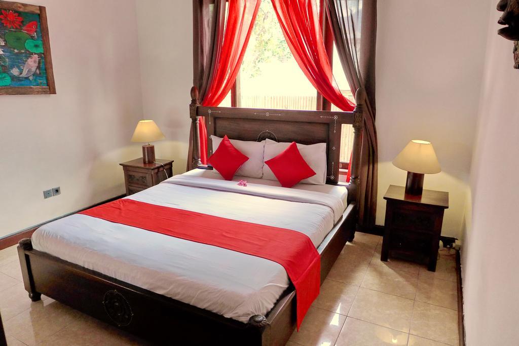 Villa Stella Garden Senggigi Exterior photo