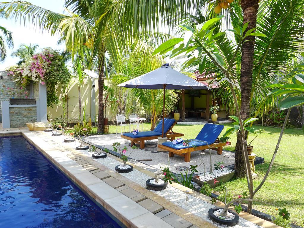 Villa Stella Garden Senggigi Exterior photo